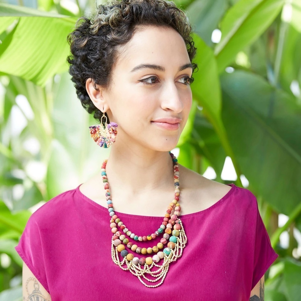 World Finds Tangled Kantha Necklace ✨ - Picture 2 of 11